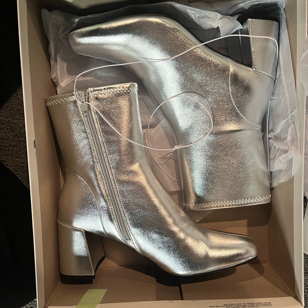 a new day Silver Heeled Boots with Block Heel